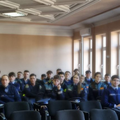 Stagiu de practică pentru elevii școlilor de poliție în Maramureș