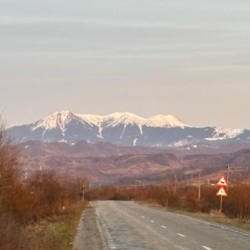 Muntii Tibles atrag tot mai multi turisti in Romania