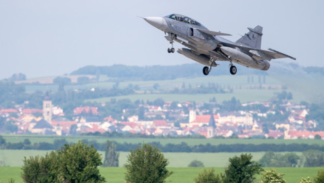 Suedia va trimite avioane Gripen pentru misiuni NATO în Polonia
