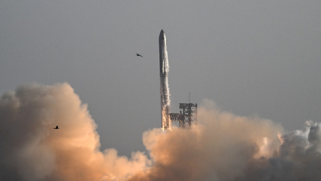 Contactul cu racheta Starship al SpaceX, pierdut din nou