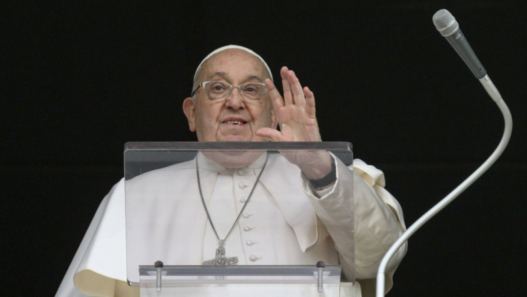 Papa Francisc a avut o noapte calmă în spital