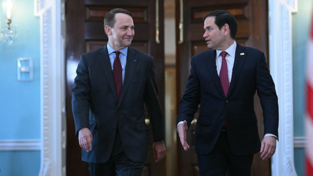 Replica dură a secretarului de stat american la criticile lui Sikorski