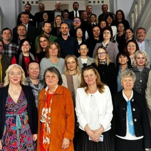 Colegiul Național &quot;Dragoș Vodă&quot; onorează pensionarea profesorilor