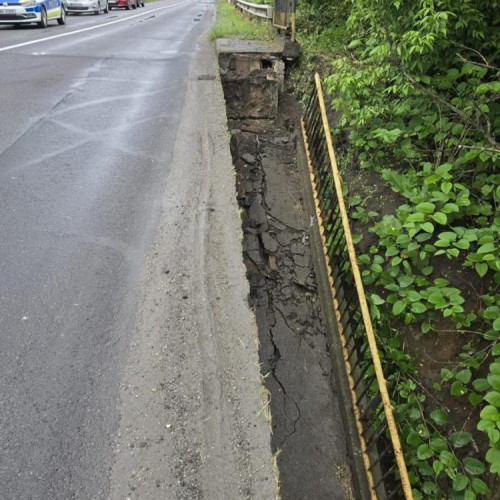 Măsuri urgente după surparea podului din Baia Mare