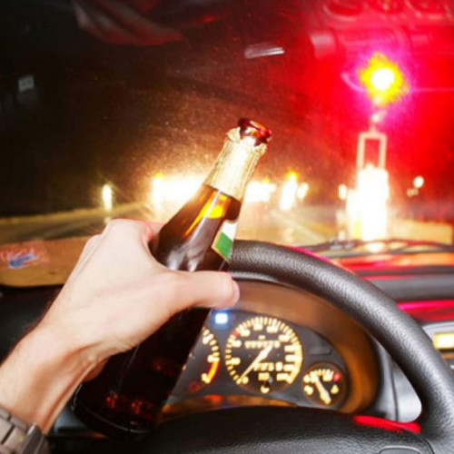 Tineri prinși conducând sub influența alcoolului în Maramureș