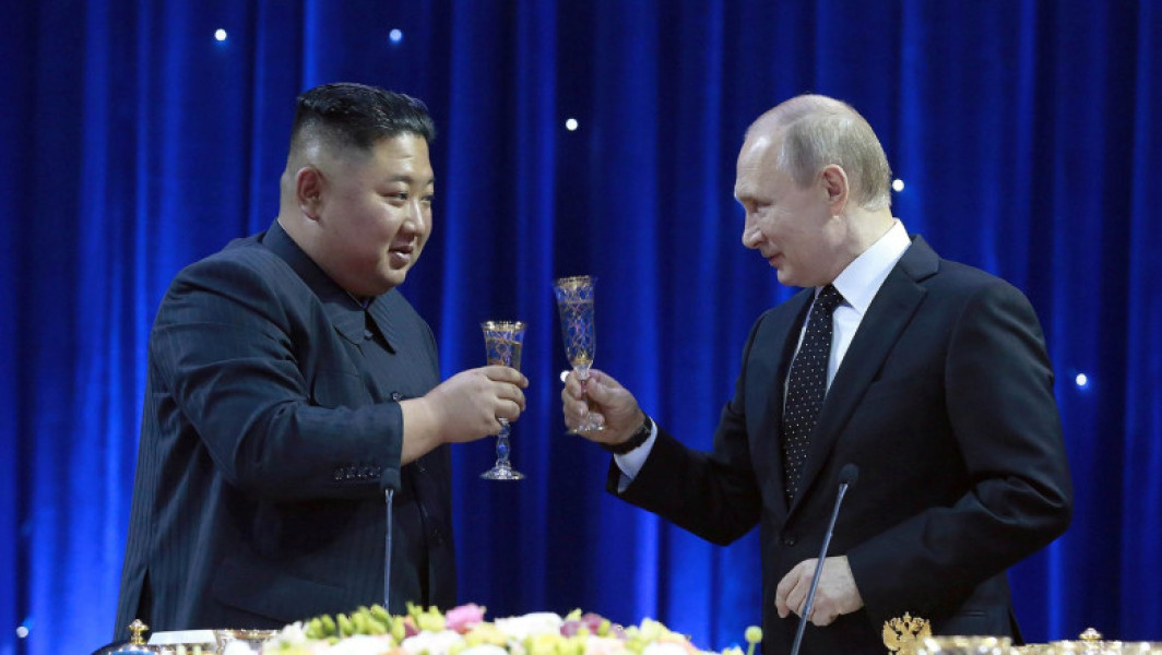 Rusia și Coreea de Nord implicate în trafic de arme în 2024