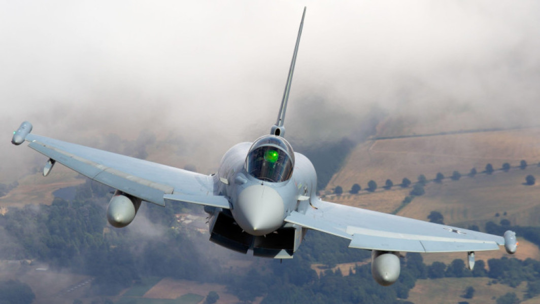 Avioanele NATO de politie aeriana au intervenit de trei ori în săptămâna trecută în Marea Baltică pentru a verifica aeronavele rusești.