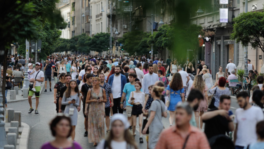 Două treimi dintre români au sentimentul că țara e în pericol. Care sunt cauzele anxietății foarte ridicate (sondaj)