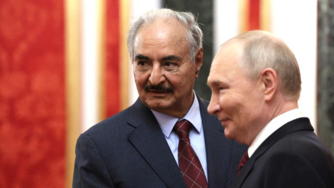Marea gafă din Benghazi: Cum a reușit aliatul lui Putin din Libia să umilească Uniunea Europeană