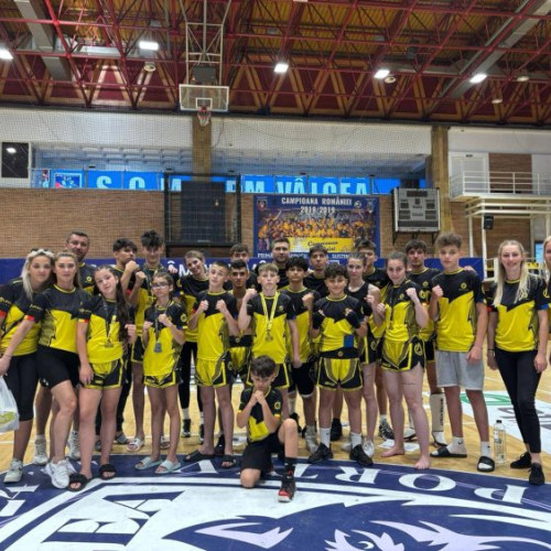 Academia Ostrovanu pune Maramureșul pe harta sporturilor de contact – Explozie de medalii la una dintre cele mai dure competiții din România
