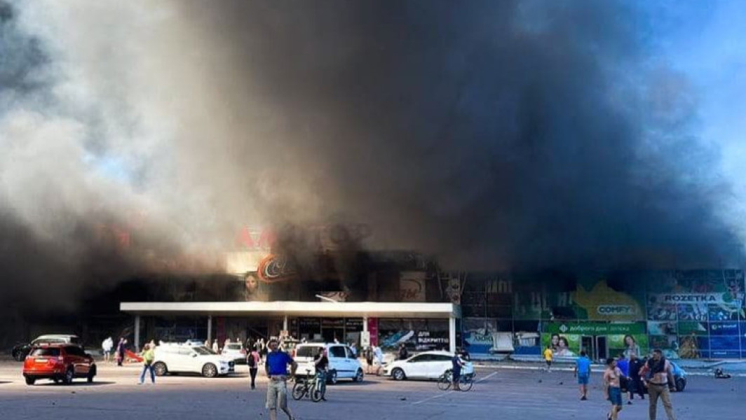 Video Tragedie în Irak: peste 60 de morți și de răniți într-un incendiu izbucnit la un centru comercial