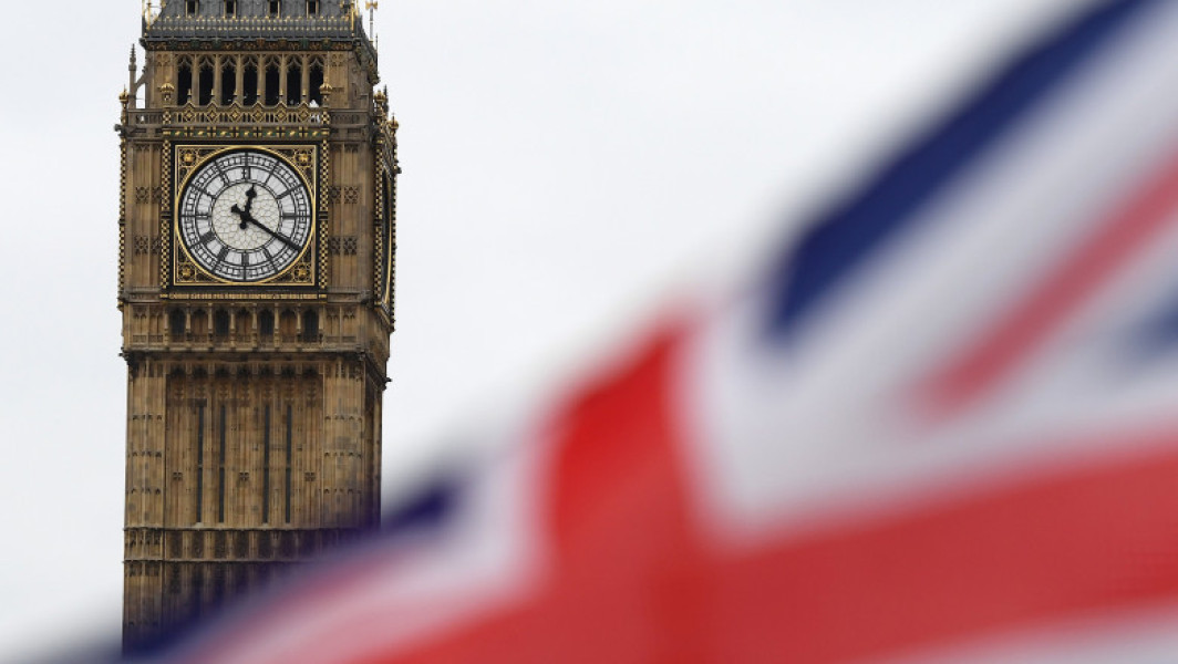 Decizie istorică în Marea Britanie: vârsta de la care tinerii primesc drept de vot a fost scăzută la 16 ani