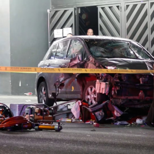 Video Cel puțin 30 de răniți, după ce o mașină a intrat într-o mulțime în Los Angeles. Incidentul a avut loc în zona unei săli de concerte