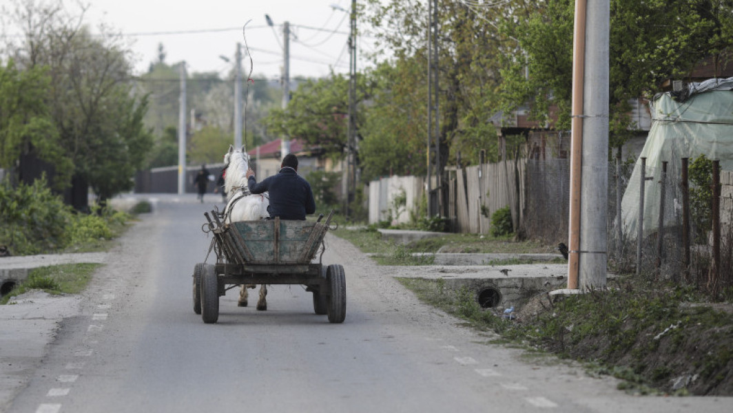 Un primar din Dolj face apel la cetăţeni să salveze comuna de la desfiinţare prin schimbarea domiciliului: „De dumneavoastră depinde!”
