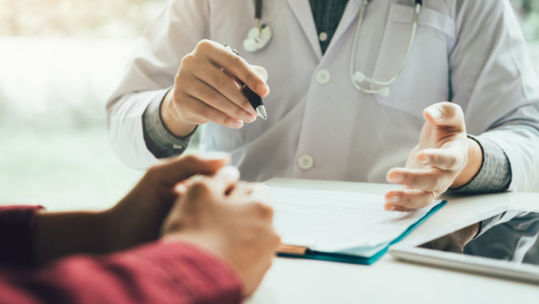 Zeci de nereguli descoperite la concedii medicale acordate de 200 de medici. Președintele CNAS: Nu vreau să dăm o percepţie negativă