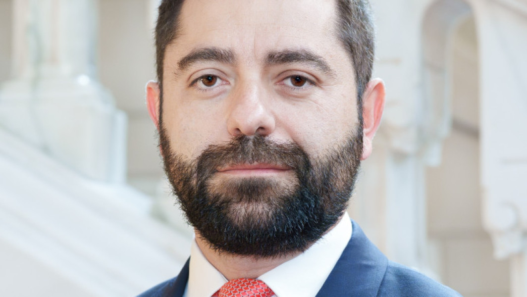 Video Radu Burnete: „Dacă acest guvern reușește să stabilizeze finanțele publice, anul viitor economia românească va începe să-și revină”
