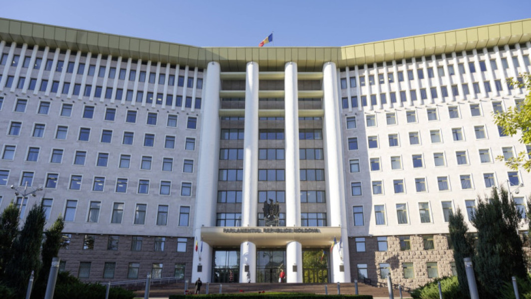 AUR se implică în alegerile din Republica Moldova. Simion, cu mesaj video la conferința „Make Europe Great Again”, de la Chișinău