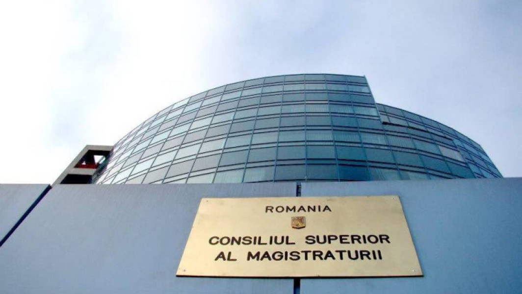 CSM, reacţie dură față de măsurile anunţate de Bolojan: Încalcă flagrant principiile Constituţiei. Vor duce la distrugerea sistemului