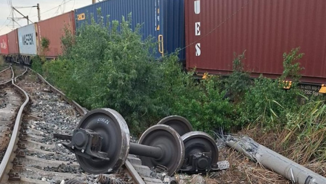 Sindicaliștii CFR critică guvernanții, în urma deraierii de azi de la Agigea: Viaţa bate întotdeauna filmul