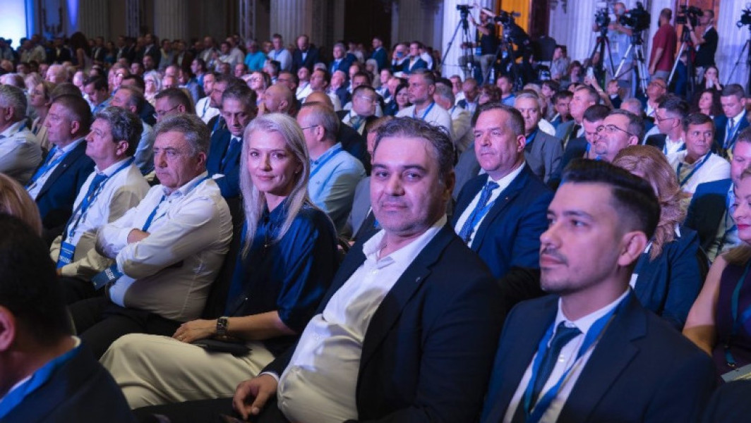 În timp ce guvernul promite decuplarea politicului de la companiile de stat, un șef PNL tocmai ce a adunat a patra funcție în stat