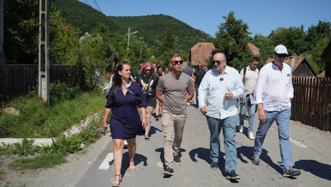 Liderul opoziției ungare, Peter Magyar, a venit din nou în România. Ce a spus despre dezastrul de la Salina Praid