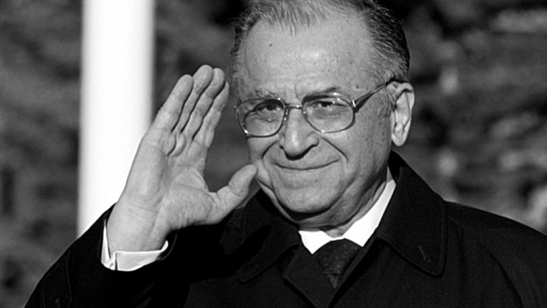 Breaking News Ion Iliescu a murit la vârsta de 95 de ani. Fostul președinte al României avea cancer pulmonar. Anunțul Guvernului