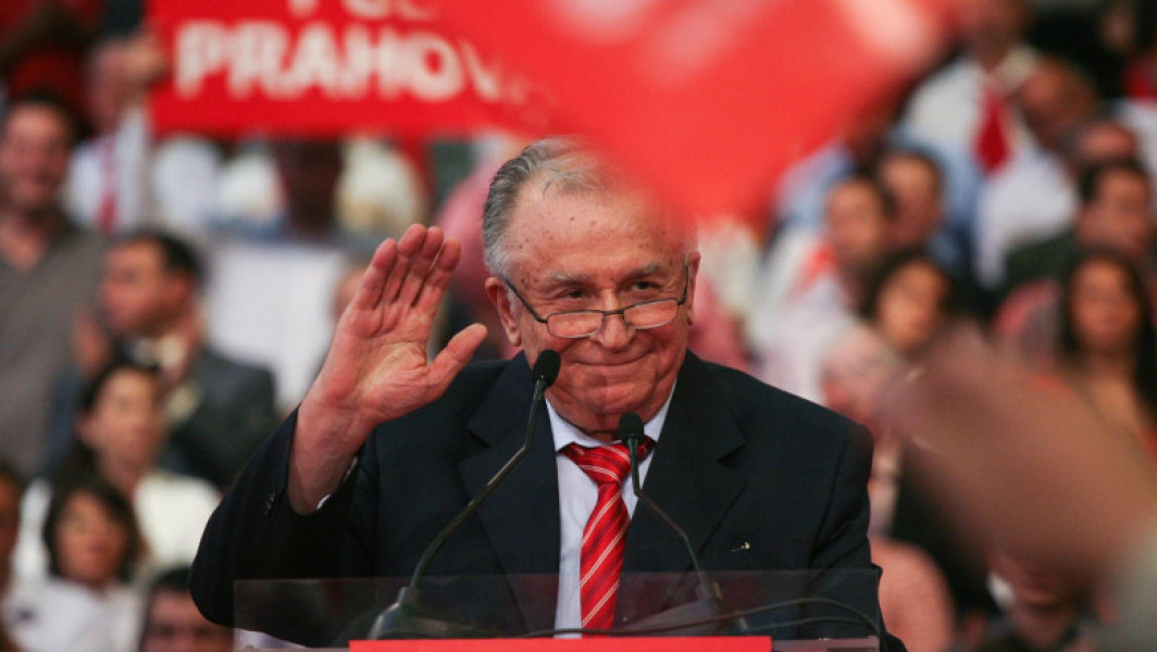„Un bolșevic pentru toate anotimpurile: Paradoxul lui Ion Iliescu al României”, necrologul semnat de Vladimir Tismăneanu în Politico