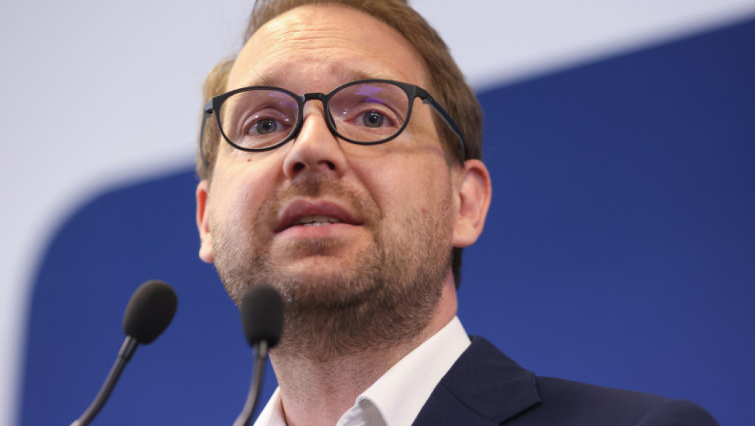 Domninic Fritz: Decizia USR de a nu participa la funeralii, corectă. Pentru PSD e o perioadă de doliu dificil de gestionat emoţional