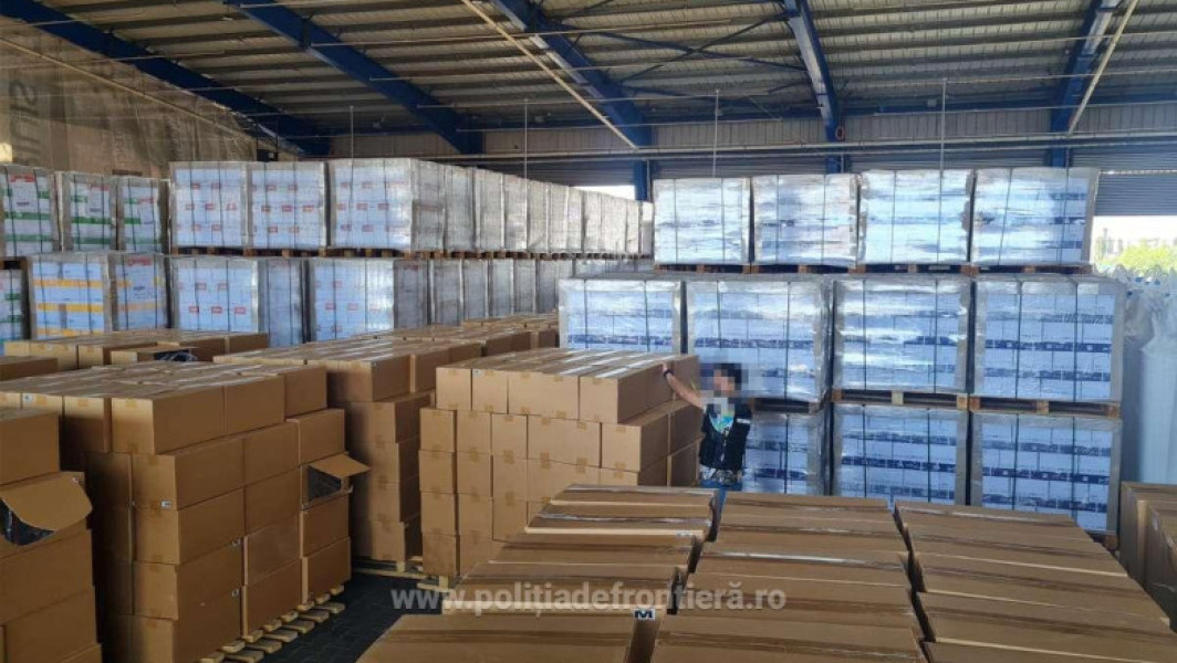 Video&Foto Captură record în Portul Constanța: țigări de contrabandă în valoare de 4 milioane de euro ascunse în „role de hârtie”