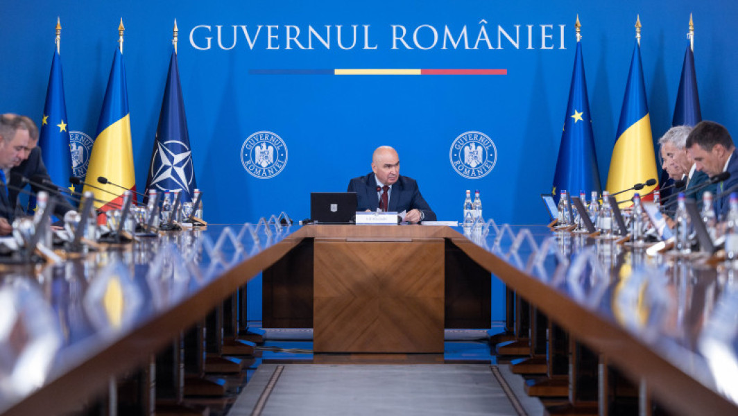 Salarii și posturi reduse la ASF, ANRE și ANCOM. Șefii instituțiilor trebuie să prezinte peste o lună noile organigrame