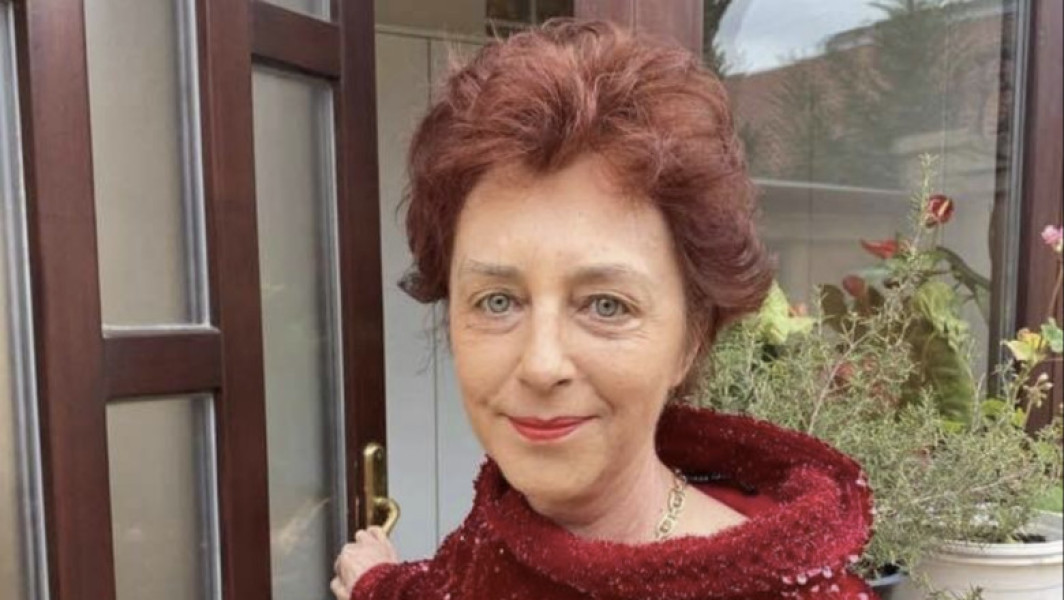 Colegiul Medicilor Bihor a decis să înceapă o também de cercetare disciplinară împotriva medicului pneumolog Flavia Grosan după ce această a făcut declarații controversate pe Facebook. În postarea ștersă ulterior, ea susținea că o persoană nevaccinată poate să se îmbolnăvească în urma unor contacte intime cu cineva vaccinat.