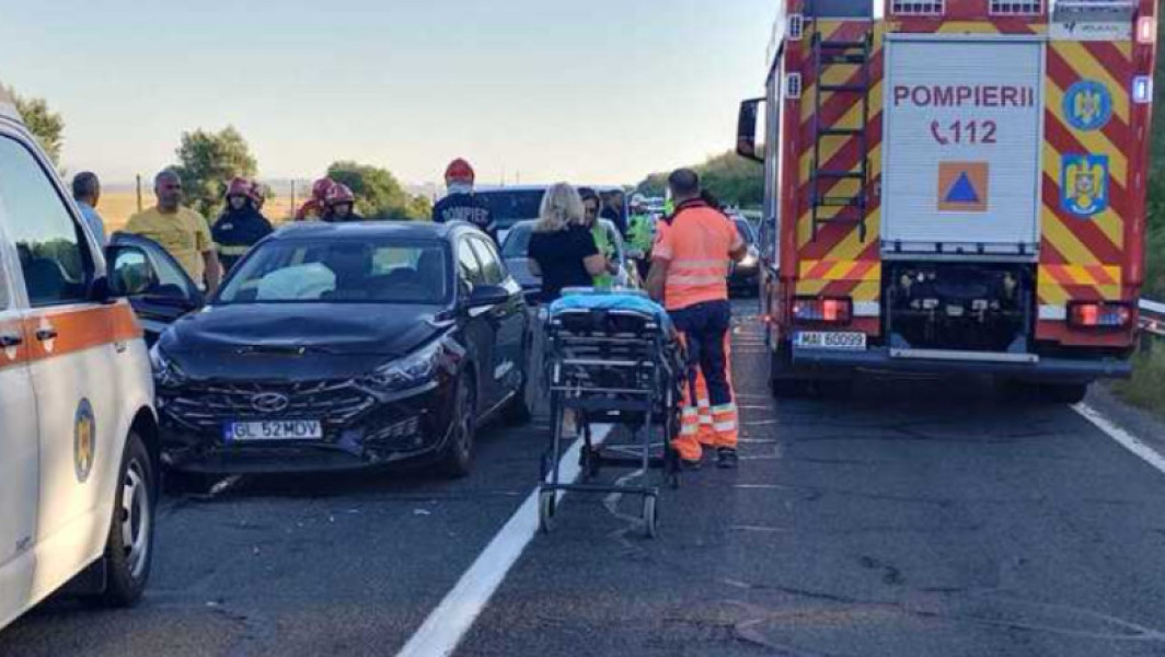 accident rutier între șase mașini pe digul Dunării, două persoane rănite