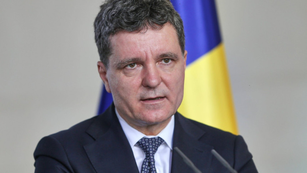 radio, România - Nicușor Dan, președintele capitalei, a avut marți prima întâlnire cu diplomații români în cadrul Reuniunii Anuale a Diplomației Române, unde a susținut un discurs important. Potrivit unor surse citate de digi24.ro, șeful statului i-a primit pe șefii misiunilor diplomatice, directorii instituțiilor culturale și oficiilor consulare la Palatul Cotroceni, începând cu ora 10.00.