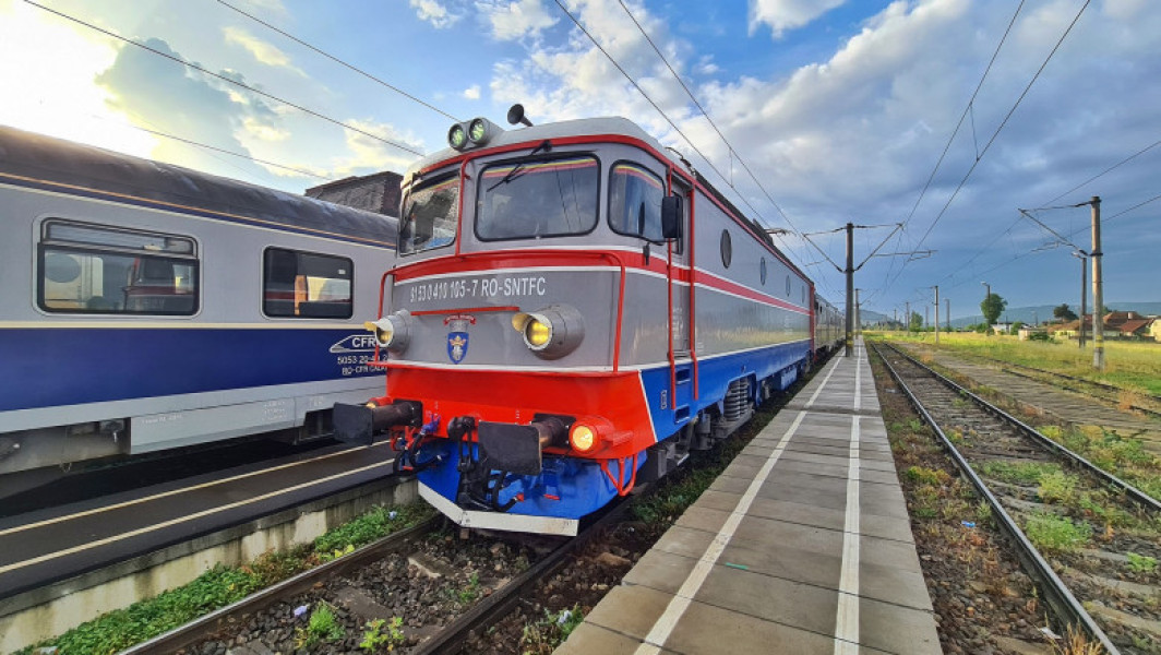 CFR SA renunță la suspendarea trenurilor operate de CFR Călători și Transferoviar, după plăți parțiale ale taxei de utilizare a infrastructurii