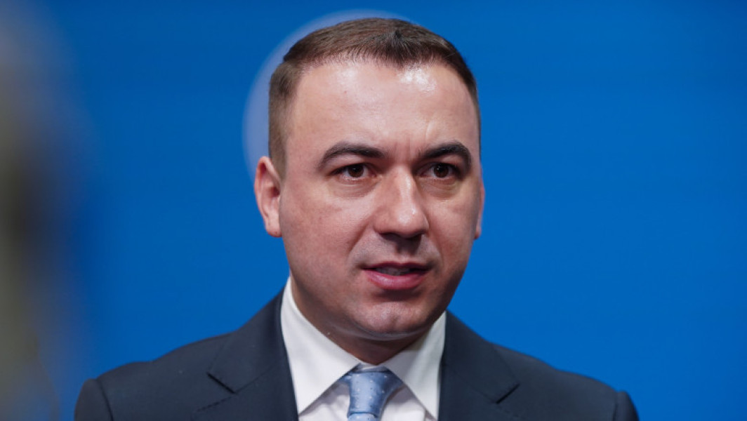 Ministrul Energiei, Bogdan Ivan, despre dezmăţul din bani publici în România