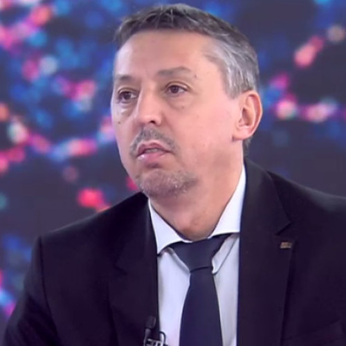 Ministrul Educației îndeamnă părinții să ducă luni copiii la școală