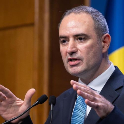 Direcția generală antifraudă fiscală anchetează firme implicate în comercializarea panourilor fotovoltaice
