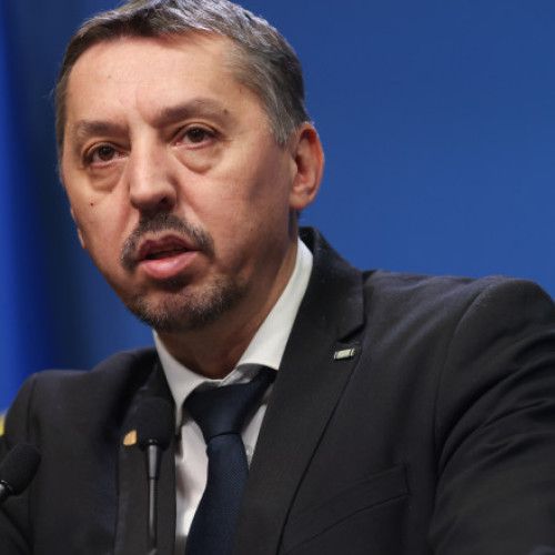 Ministrul Educației spune că majorarea normei didactice cu două ore nu reduce salariile
