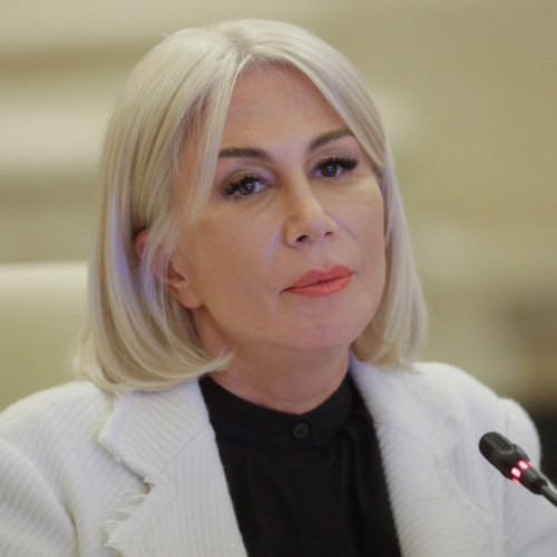 Raluca Turcan critică reducerea contingentului de muncitori străini propusă de Guvern