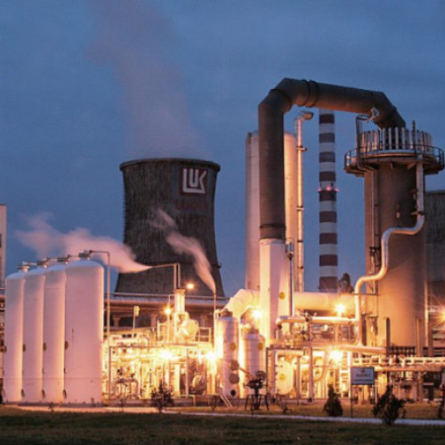 Ministrul Economiei avertizează asupra riscurilor sancțiunilor americane asupra Lukoil în România